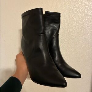 Elegant Black Ankle Boots